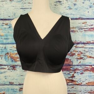 Seamless Black V-Neck Bra